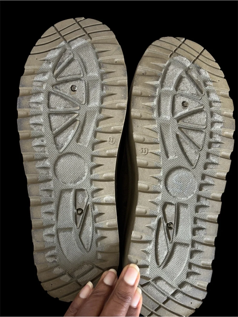 Olivia & Kate Women's Olive Suede Slip-On Slippers - Picture 4 of 4